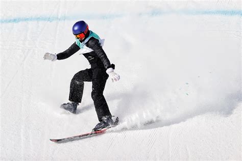 谷爱凌如何兼顾滑雪与学业？平衡运动学习，考入斯坦福大学_赢家_澎湃新闻-The Paper