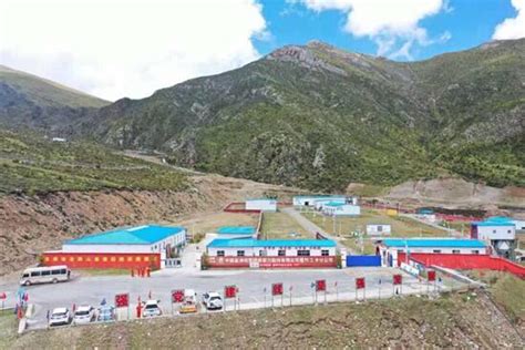 雪域之巅 党旗飘扬| 国企开放日走进西藏高海拔矿场