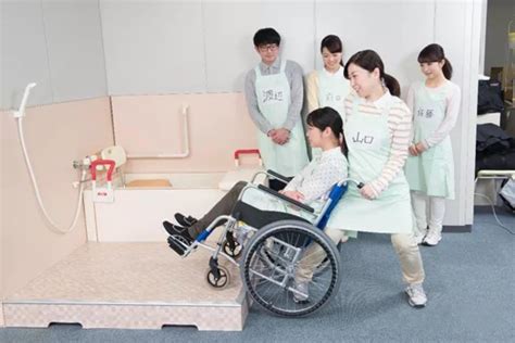 日本养老介护：借科技之力