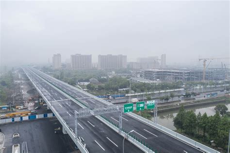 宏润宁波鄞福快速路高架主线桥梁通过验收 - 公司新闻 - 宏润建设集团股份有限公司