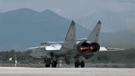 Mi米格-31 捕狐犬 战斗机 - 爱空军 iAirForce
