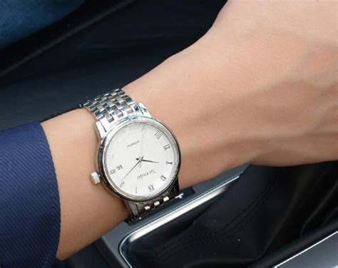 送男友的腕表时尚品牌是什么-送男朋友手表什么牌子好-东诚表业