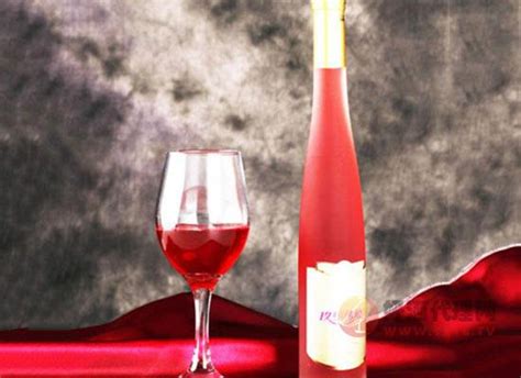 玫里传说玫瑰花酒，采云南之玫，酿世界之美-秒火好酒代理网