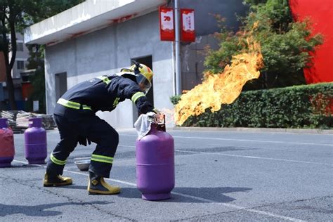 柯桥：煤气罐着火如何处置？消防实验告诉你