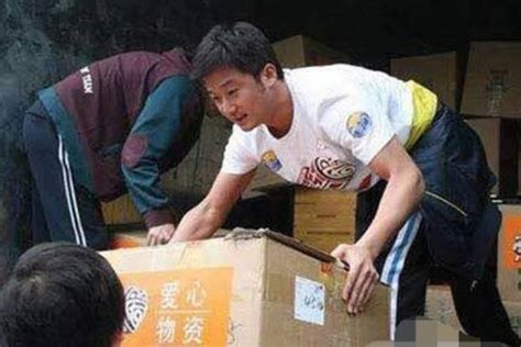 九寨沟地震吴京遭“逼捐” 曾参与过汶川地震救援