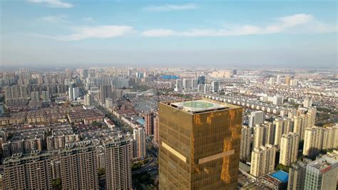 江苏海安机器人科技馆开馆 高空俯拍宛如“城市之眼”