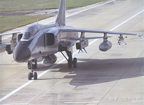中国飞豹战机为何屡次出事故 或与机翼设计有关_手机新浪网