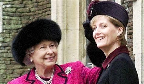 英国女王去世 96年，96张图，回顾女王一生..._军事频道_中华网