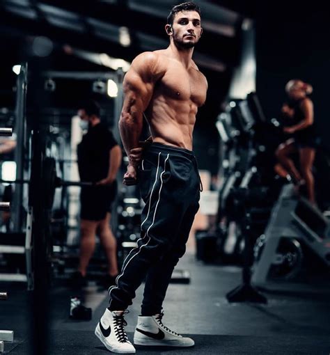 欧美健美运动员肌肉帅哥Justin Howells 美国 健身迷网