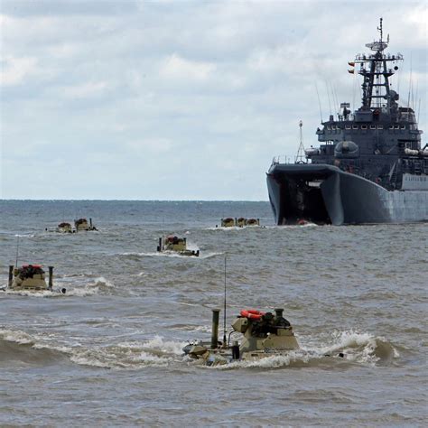 俄中军演指挥官抵达波罗的海舰队基地 - 2017年7月21日, 俄罗斯卫星通讯社