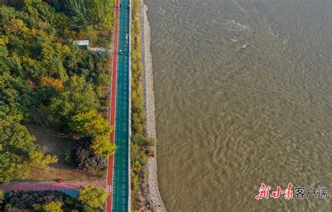 中卫下河沿黄河公路大桥首对斜拉索挂设成功-宁夏新闻网