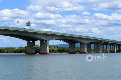 江西泰和：跨江大桥壮观如画_泰和云