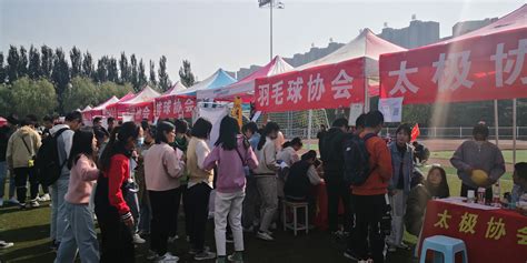 北京高校毕业生就业创业先进典型百场宣讲活动启动仪式暨首场宣讲活动在中传隆重举行