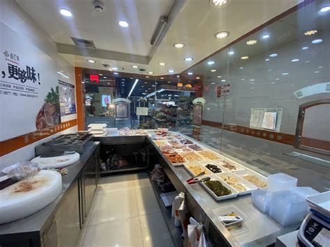 立秋了，实拍菜场熟食店里上海人如何“贴秋膘”→——上海热线消费频道
