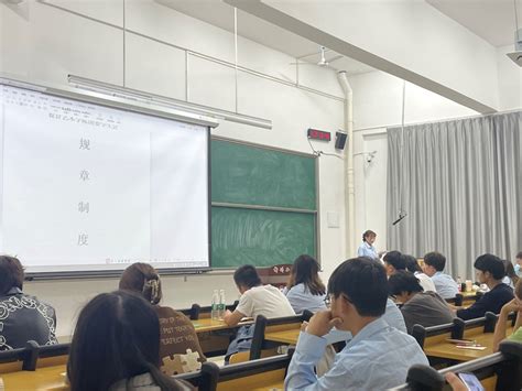 设计艺术学院举行青马工程培训开班仪式-柳州工学院设计艺术学院