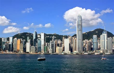繁华的东方之珠香港，东方璀璨的城市奇迹 - 必经地旅游网