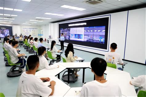 奋战二季度 | 抢抓数字经济“东风”，重庆人工智能创新中心正式投用_重庆高新技术产业开发区管理委员会