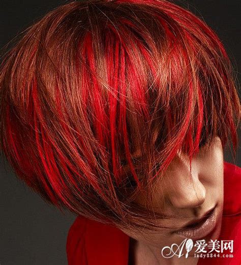 橘红色头发图片 尽显张扬独特个性|头发|发型_凤凰时尚