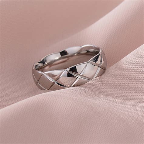 欧美时尚菱形菱格纹路戒指女时尚个性情侣对戒 网红韩版食指指环-阿里巴巴