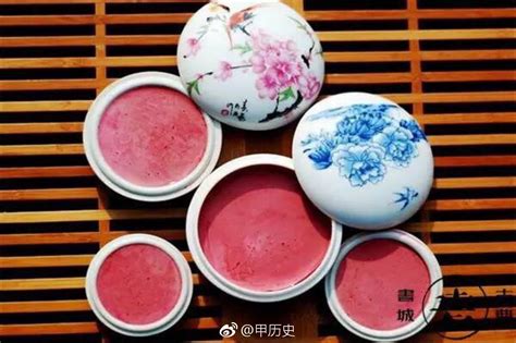 中国古代5大彩妆 都是食用级化妆品|化妆品|口红|胭脂_新浪新闻