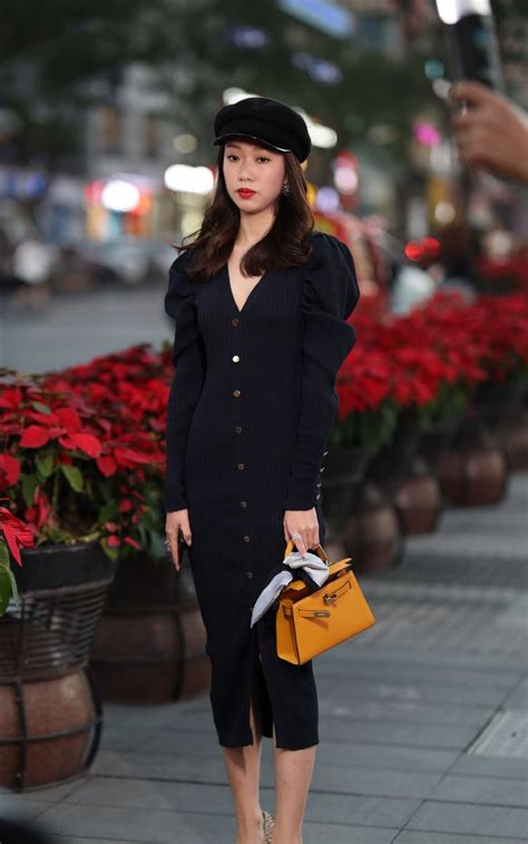 女生头像黑色裙子温柔