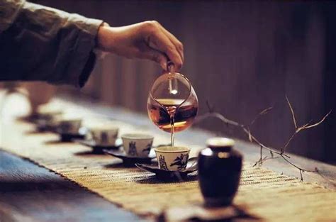形容喝茶比喝酒好的句子，喝酒不如喝茶的句子_饮茶人网