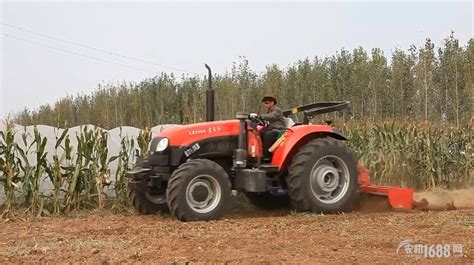 东方红LX1000拖拉机,东方红l1300拖拉机,雷沃1000拖拉机_大山谷图库