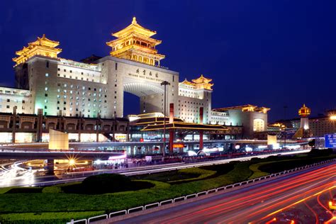 北京西站夜景,都市风光,建筑摄影,摄影素材,汇图网www.huitu.com