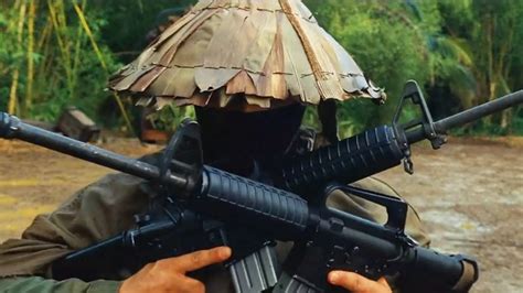 一部热血火爆越战片美国一支精英部队前往越南丛林执行绝密任务_腾讯视频