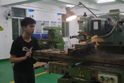 自动纤维提取机（红麻纤维提取机）湛江市伟达机械实业有限公司_腾讯视频