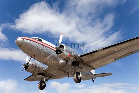 DC-6_360百科