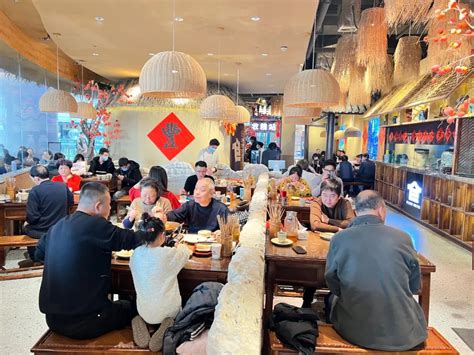 吃货们速速集合！兰州24家美食店上了“江湖封神榜”_手机凤凰网