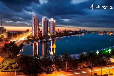 黑龙江省内的大庆和齐齐哈尔，你认为哪里发展情况更好？