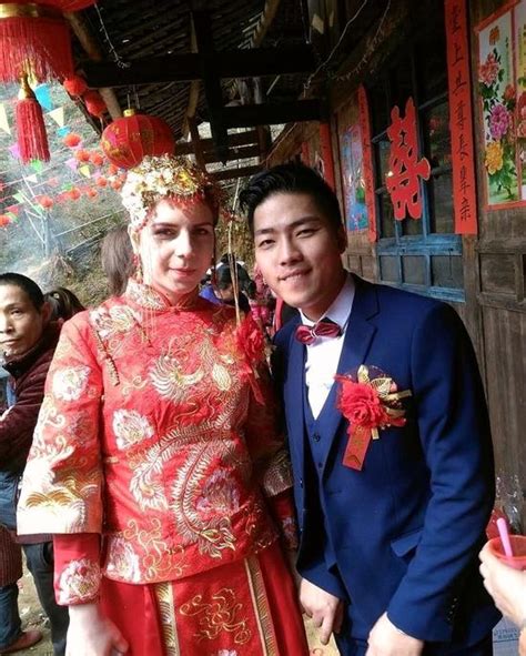 乌克兰美女肤白貌美，为何喜欢嫁到中国当“洋媳妇”？原因很心酸