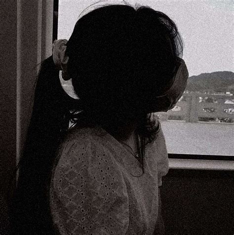 头像温柔朦胧女生可爱