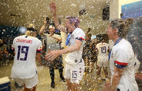 历届女足世界杯排名：美国四次夺冠,中国一次亚军_排行榜123网