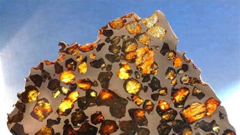 世界上最美的陨石，阜康陨石酷似金色蜂巢_巴拉排行榜