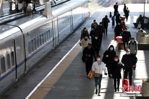 春运第5日杭州火车站送客15余万 明天将加开72趟车_滚动新闻_温州网