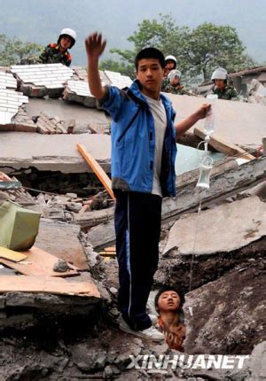 汶川地震中获救的男孩，14年后救火牺牲！他曾哭着许下心愿