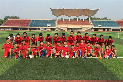 上海21天足球夏令营-上海奥林修斯体育夏令营活动方案「官宣」