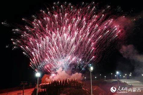 “呼和浩特市2022年全国科普日系列活动回民区分会场”活动在海亮广场举行
