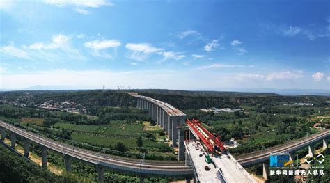 国道310三门峡段上跨浩吉、陇海铁路立交工程有序推进