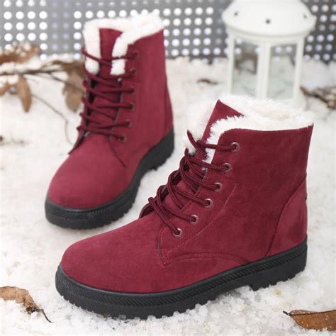 厂家2020新款女士雪地靴批发冬季新款女冬鞋女保暖中筒女棉鞋靴-阿里巴巴