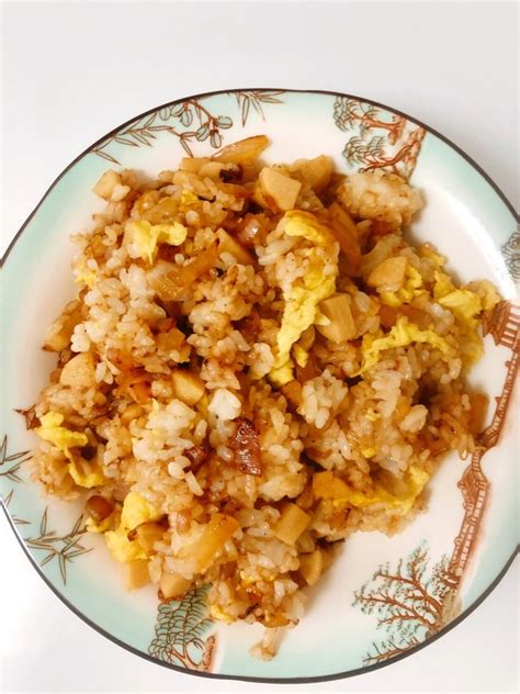 【黄金炒米饭的做法步骤图，黄金炒米饭怎么做好吃】肉蛋阿段_下厨房