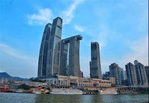 重庆2019年十大高楼排名，第一名高470m_巴拉排行榜