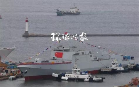 中国第7艘055万吨大驱下水 今年还将再下水1艘_手机新浪网