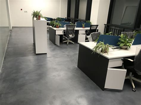 办公室专用商用地板可以这么设计铺装-北京阿姆斯壮PVC地板库存