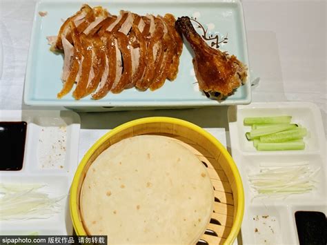 北京当地，哪家店的北京烤鸭比较好？好在哪里？ - 知乎