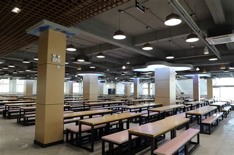 我校食堂完成升级改造 就餐环境全面提升 - 万博科技职业学院