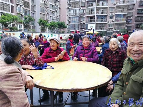 【中国60岁以上老人达2.49亿】2019年全国老_﻿傻大方·悦读
